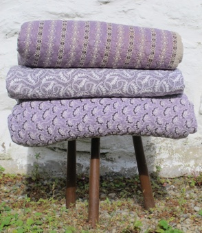 purple_quilt_with_gray_back_res_6