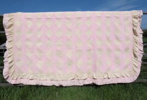 res_overall_of_pink_and_white_patchwork